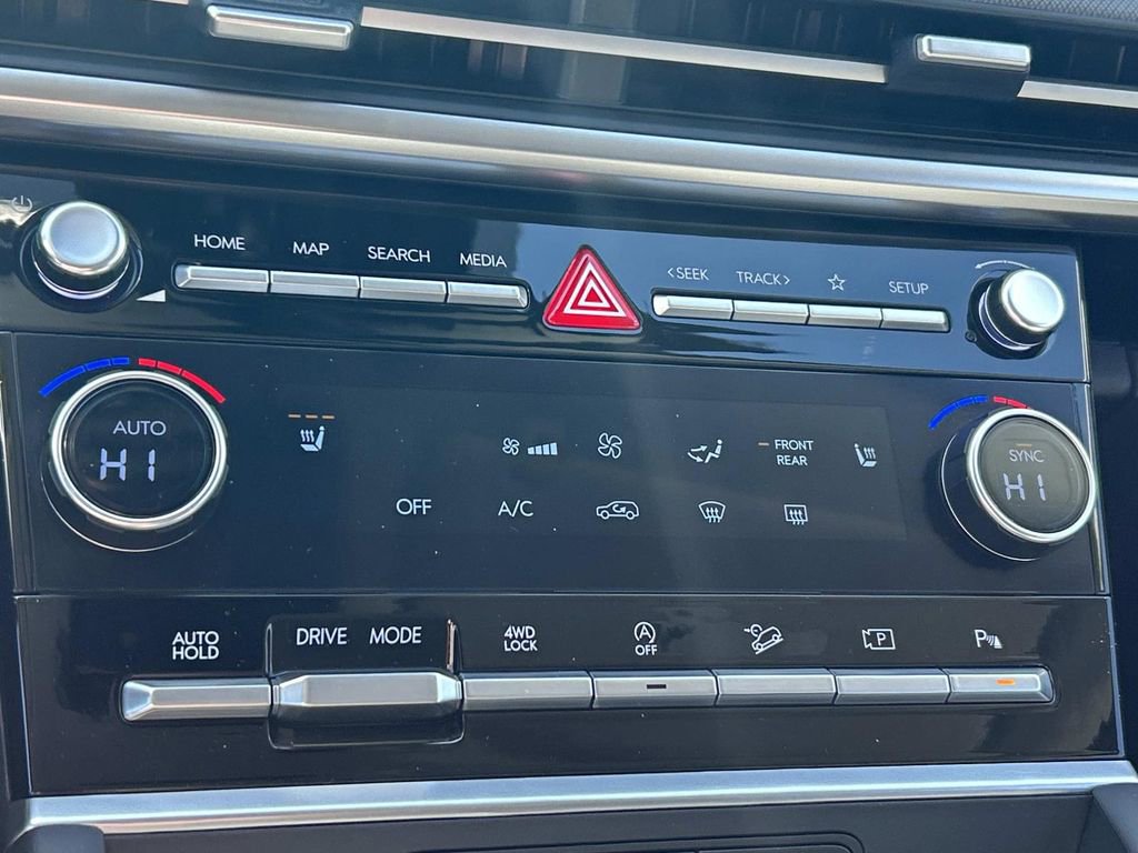 Used 2025 Hyundai Santa Fe SEL image 27