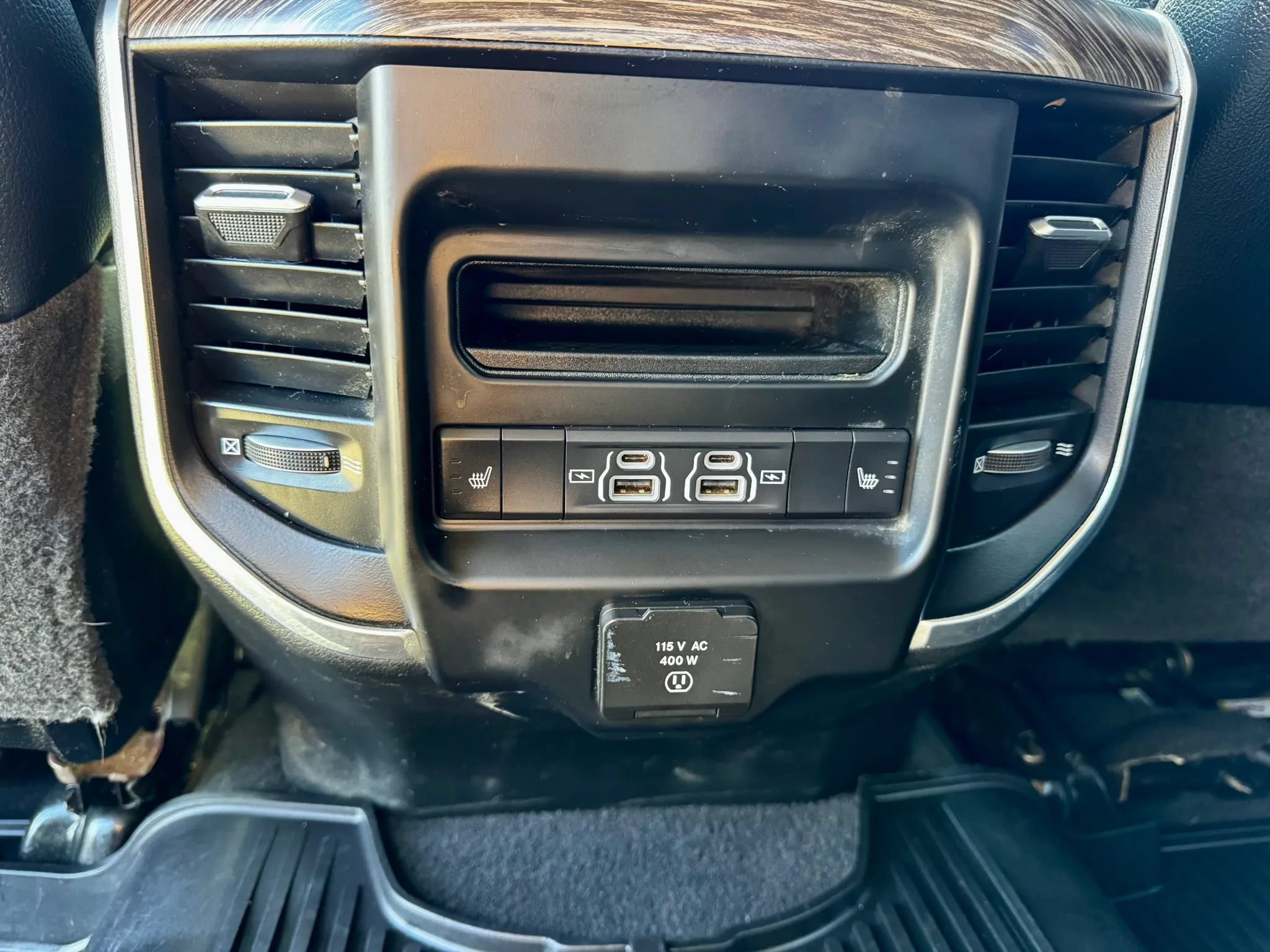 Used 2021 RAM 3500 Laramie AWD/4WD image 15
