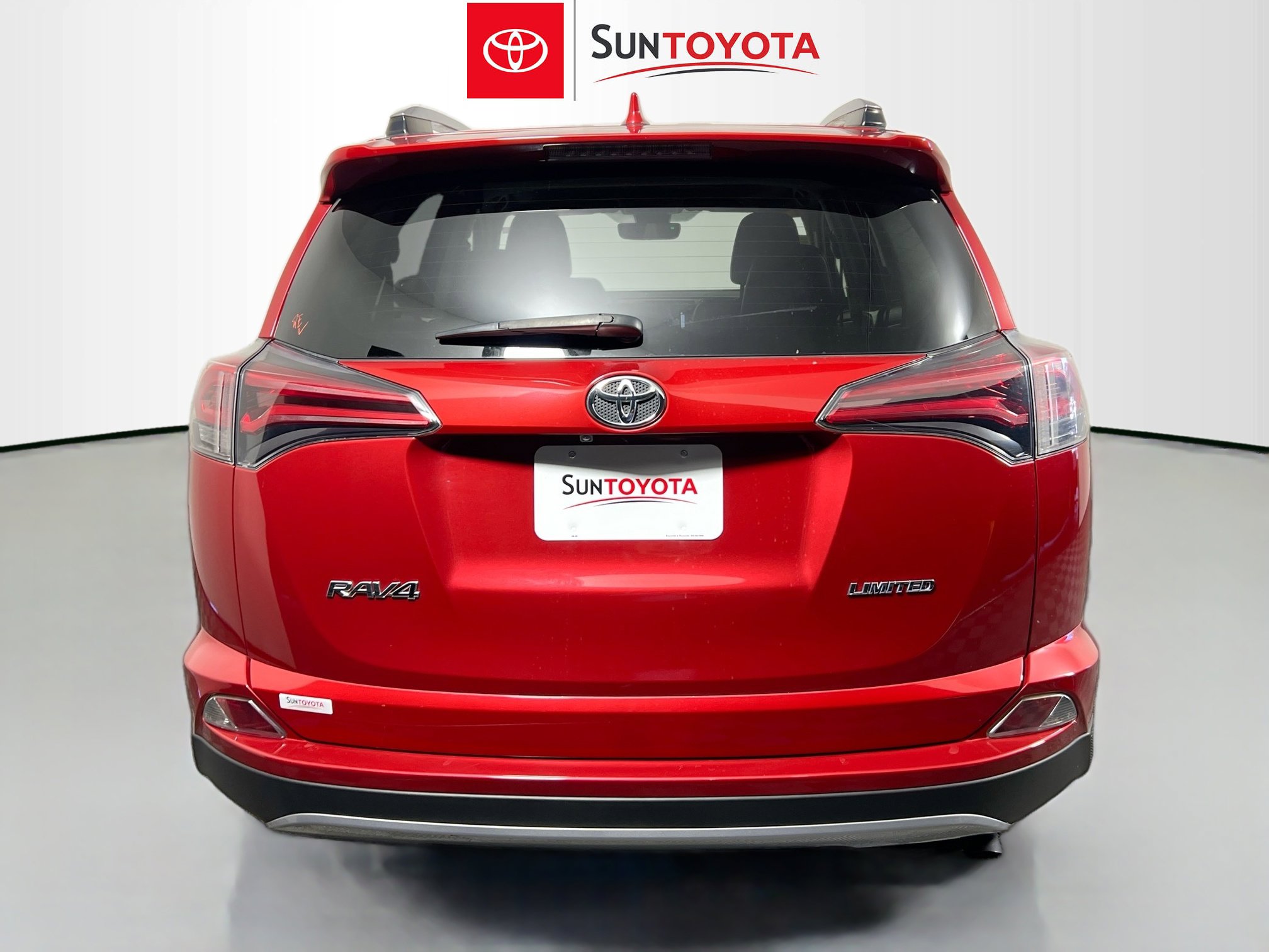 Used 2017 Toyota RAV4 Limited image 5