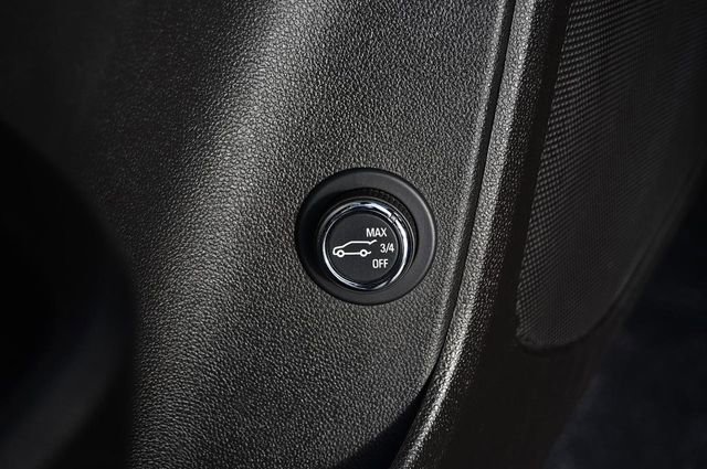 Used 2024 Chevrolet Blazer LT image 9