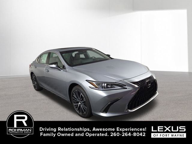 New 2025 Lexus ES 300h w/ Premium Package image 4