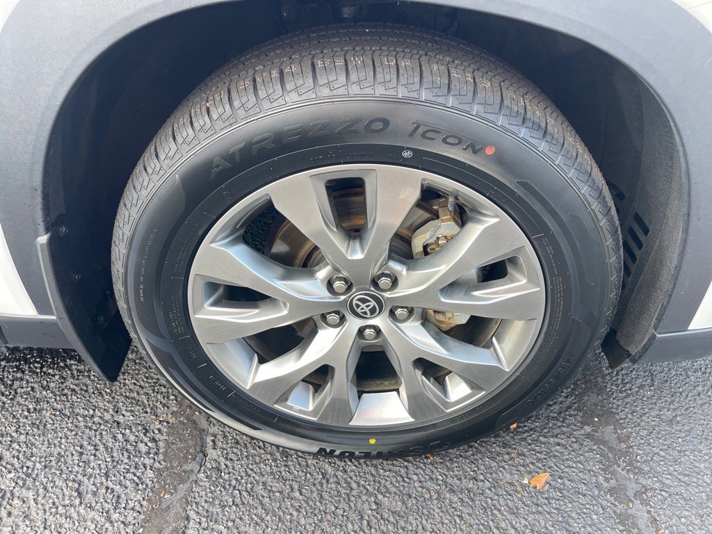 Used 2024 Toyota Grand Highlander Limited image 22