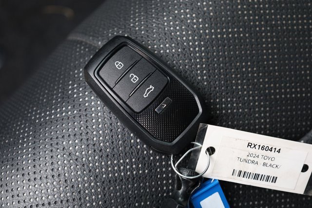 Used 2024 Toyota Tundra Limited image 29