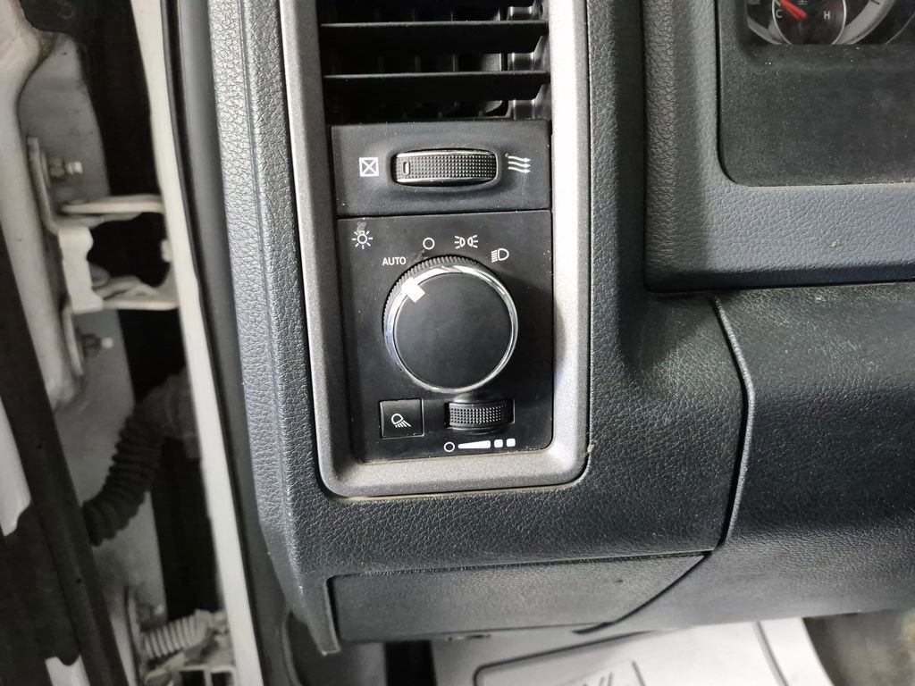 Used 2016 RAM 2500 Tradesman image 15