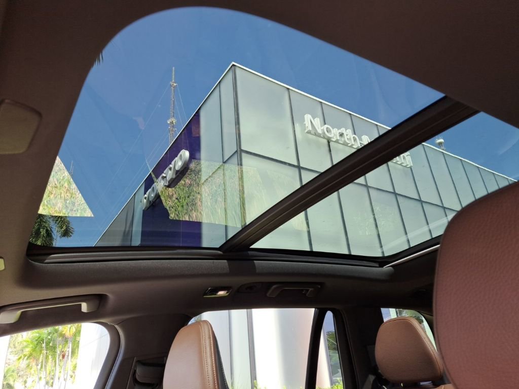 Used 2023 Volvo XC90 B6 Plus w/ Protection Package Premier image 5