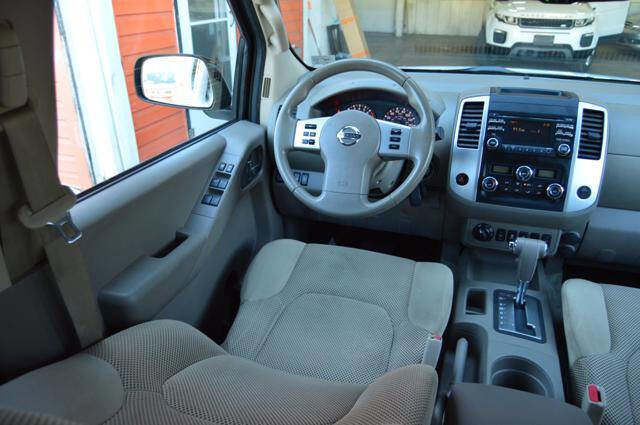 Used 2014 Nissan Frontier SV w/ SV Value Truck Package image 47