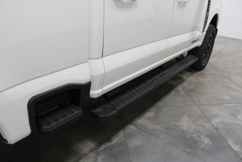 New 2025 Ford F350 Lariat w/ Lariat Ultimate Package image 11