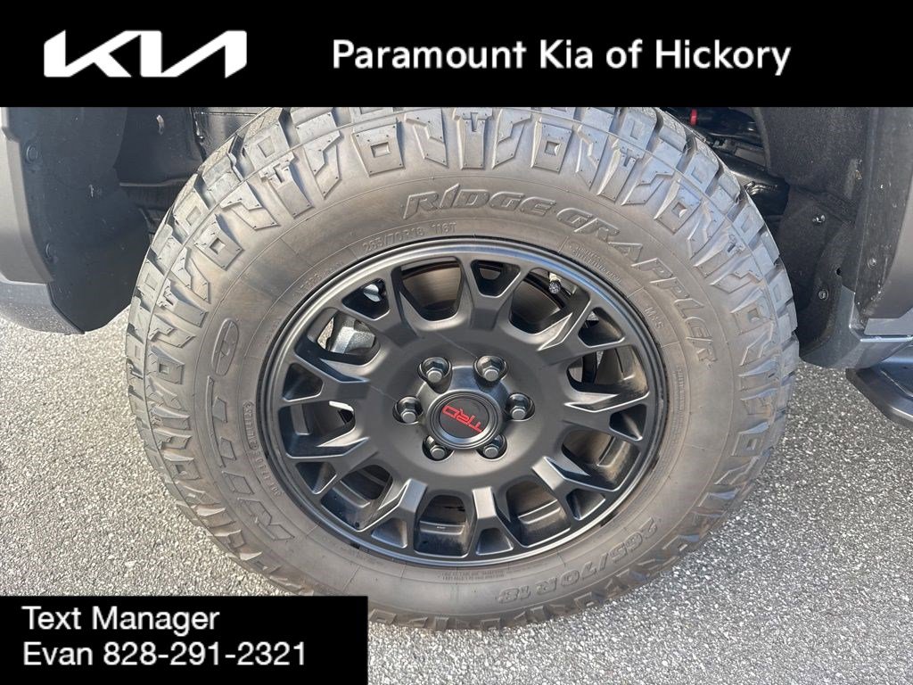 Used 2026 Toyota 4Runner TRD Off-Road Premium image 9