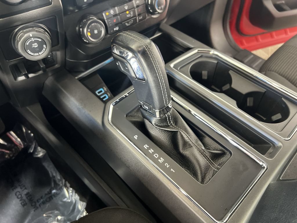 Used 2017 Ford F150 XLT w/ Equipment Group 302A Luxury AWD/4WD image 16