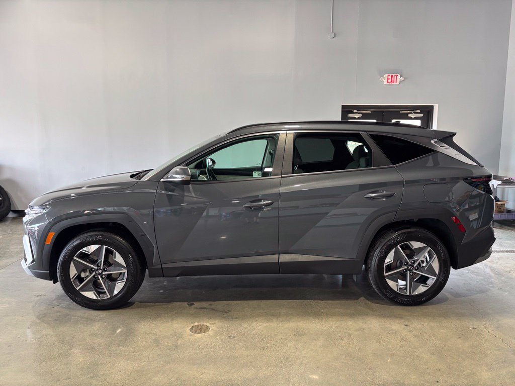 Used 2025 Hyundai Tucson SEL AWD/4WD image 2