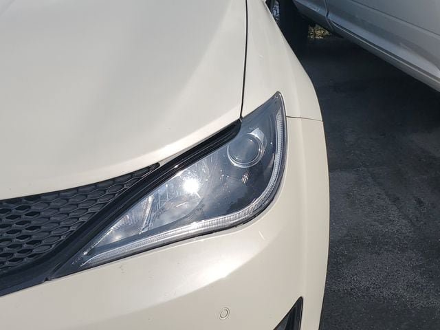Certified 2019 Chrysler Pacifica Limited w/ Advanced Safetytec Group FWD image 4