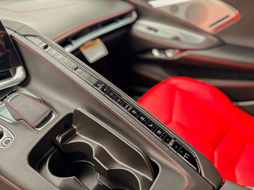 Used 2023 Chevrolet Corvette Stingray w/ Z51 Performance Package image 27