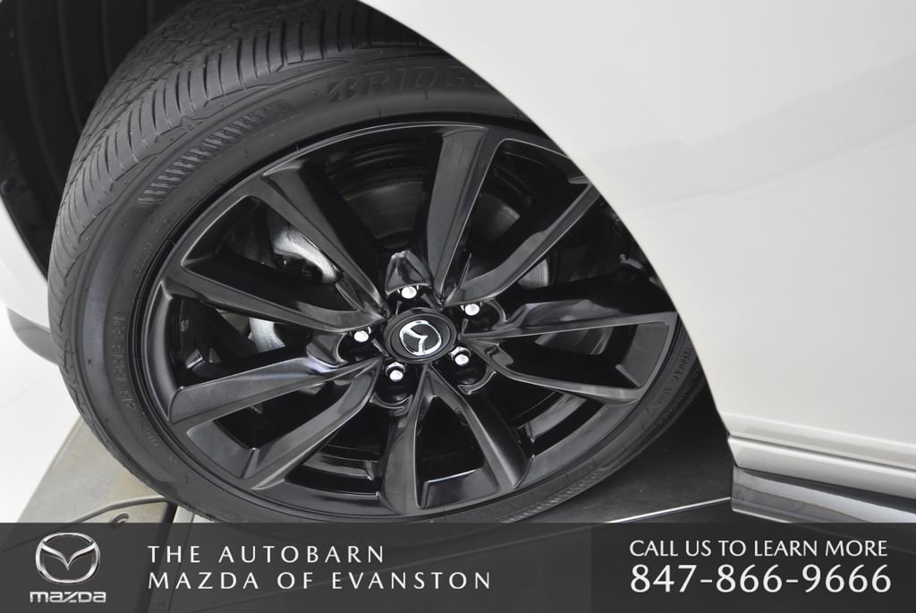 Certified 2025 MAZDA MAZDA3 2.5 S Hatchback w/ Appearance Package FWD image 35