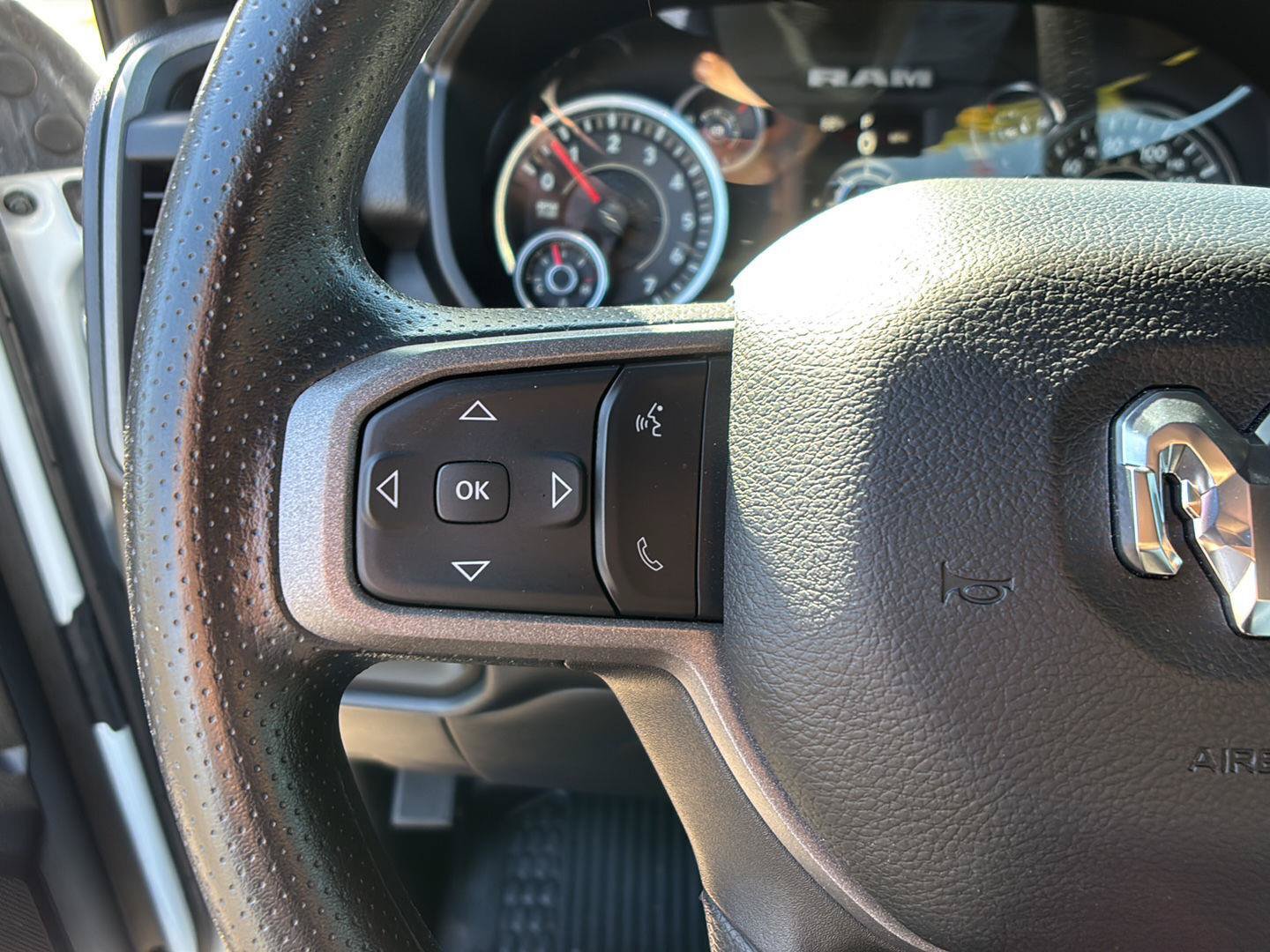 Used 2024 RAM 3500 Tradesman w/ Chrome Appearance Group AWD/4WD image 26