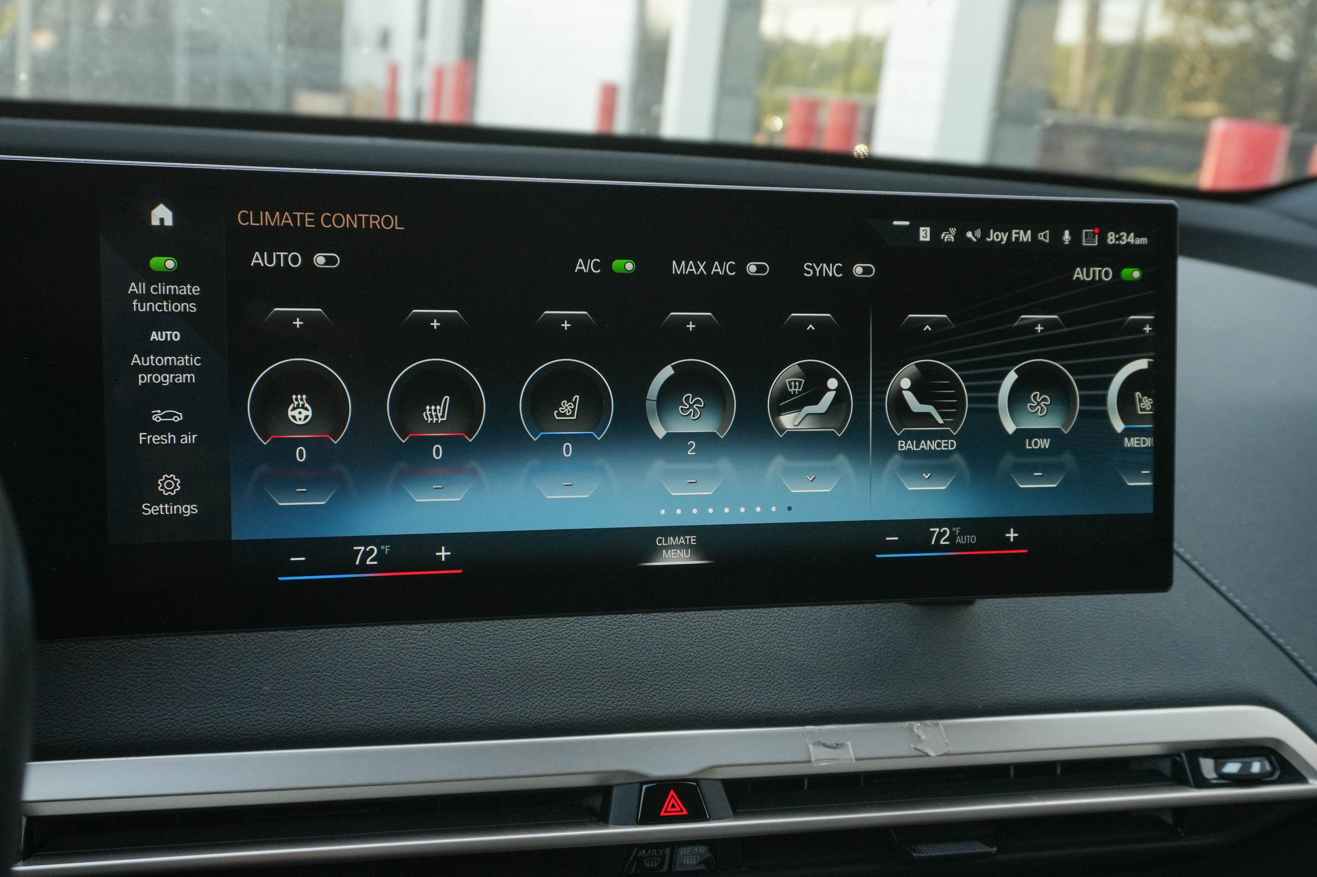 Certified 2023 BMW iX xDrive50 w/ Premium Package AWD/4WD image 24