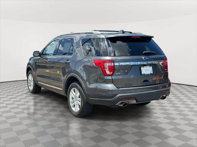 Used 2019 Ford Explorer XLT AWD/4WD image 5