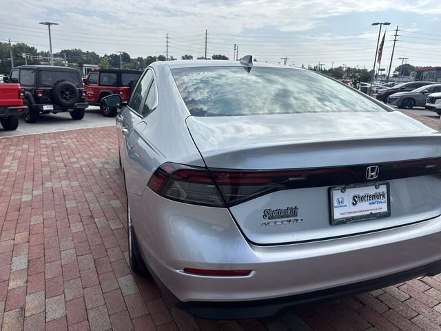 Used 2024 Honda Accord LX image 10