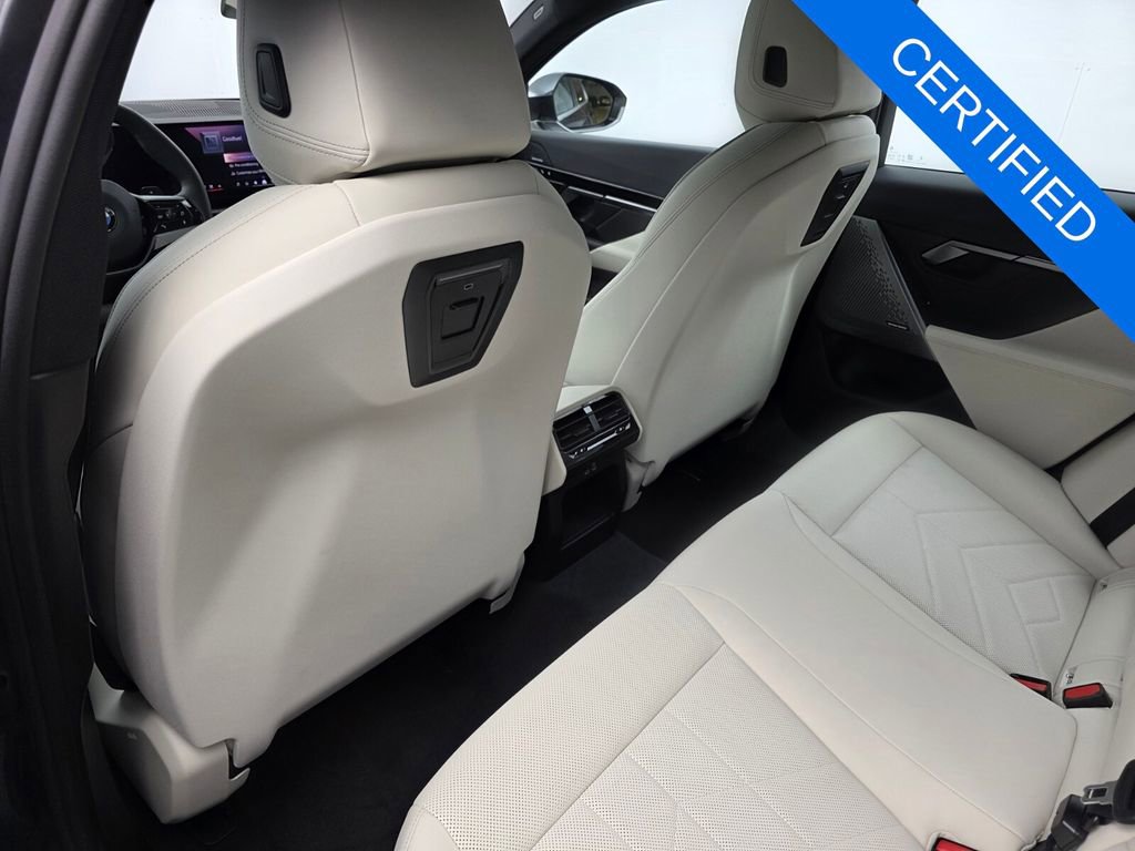 Certified 2024 BMW 530i w/ Premium Package RWD image 15