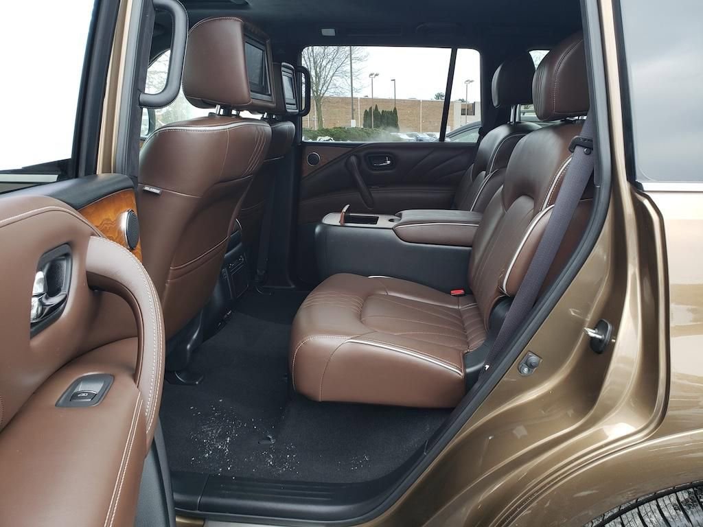 Used 2015 INFINITI QX80 4WD w/ Limited Package image 36