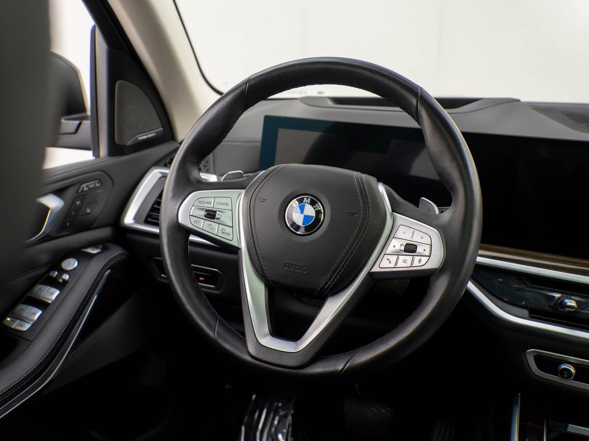 Used 2024 BMW X7 xDrive40i image 10