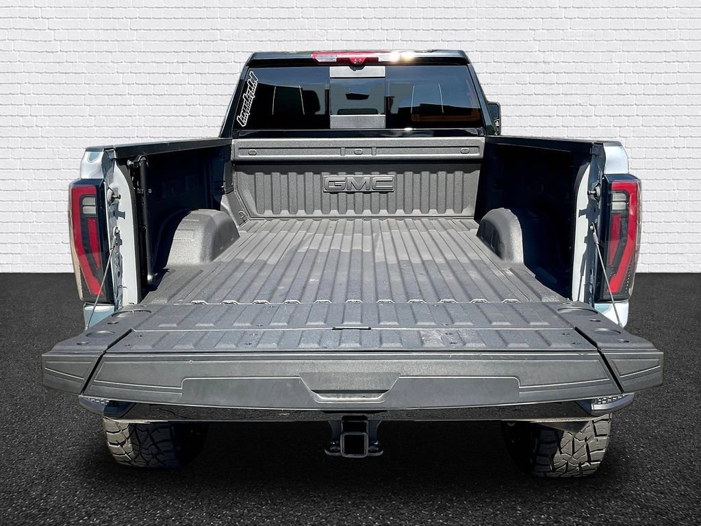 Used 2025 GMC Sierra 2500 AT4X w/ Snow Plow Prep/Camper Package AWD/4WD image 7