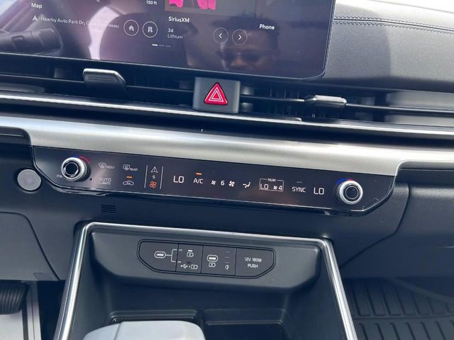 New 2026 Kia Carnival SX w/ SX Dark Edition Package FWD image 16