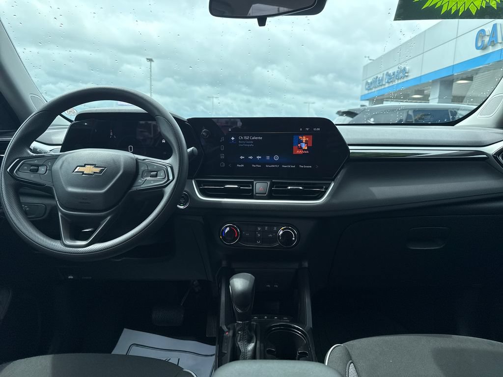Used 2026 Chevrolet TrailBlazer LS w/ LS Convenience Package AWD/4WD image 23