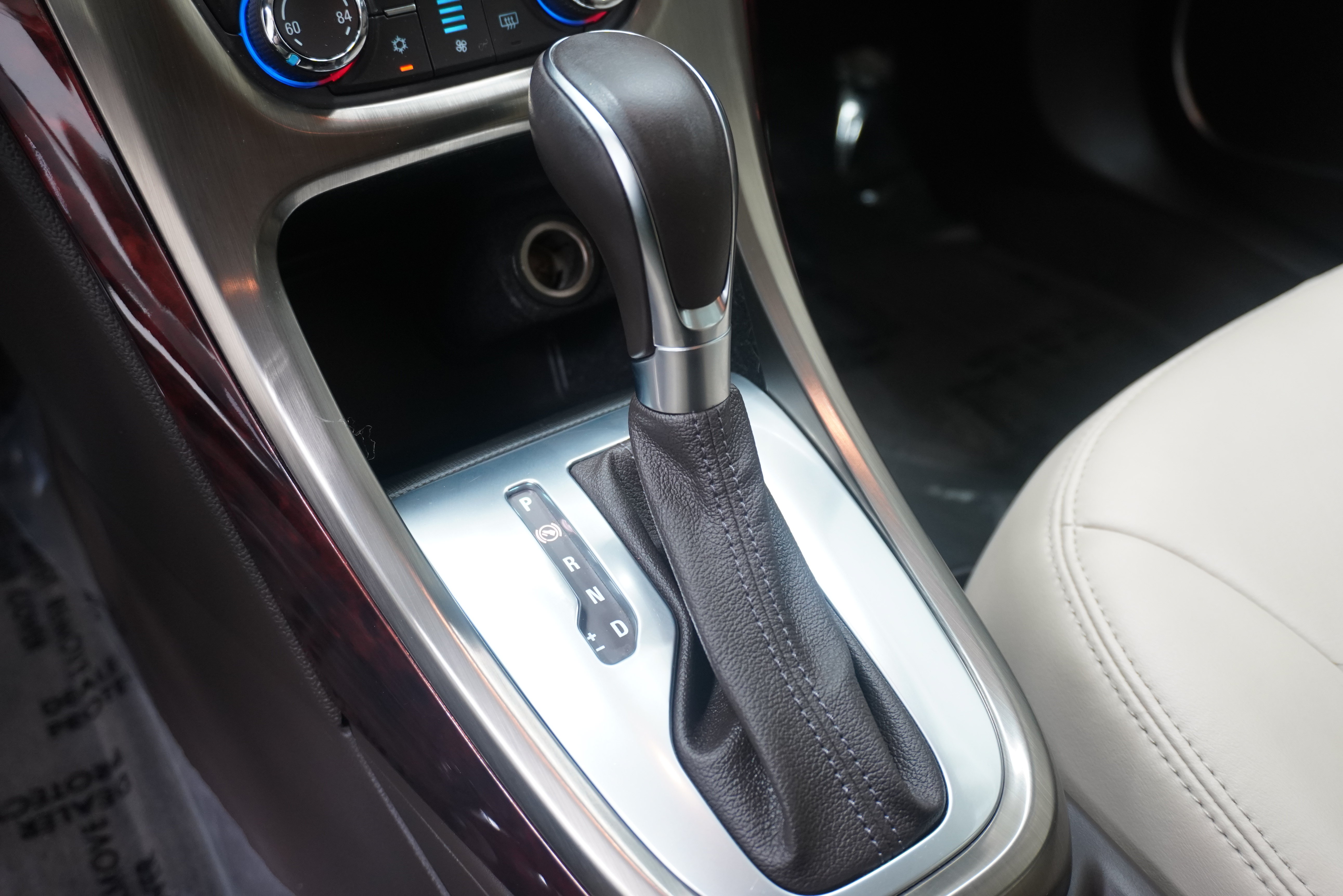 Used 2013 Buick Verano Convenience FWD image 19