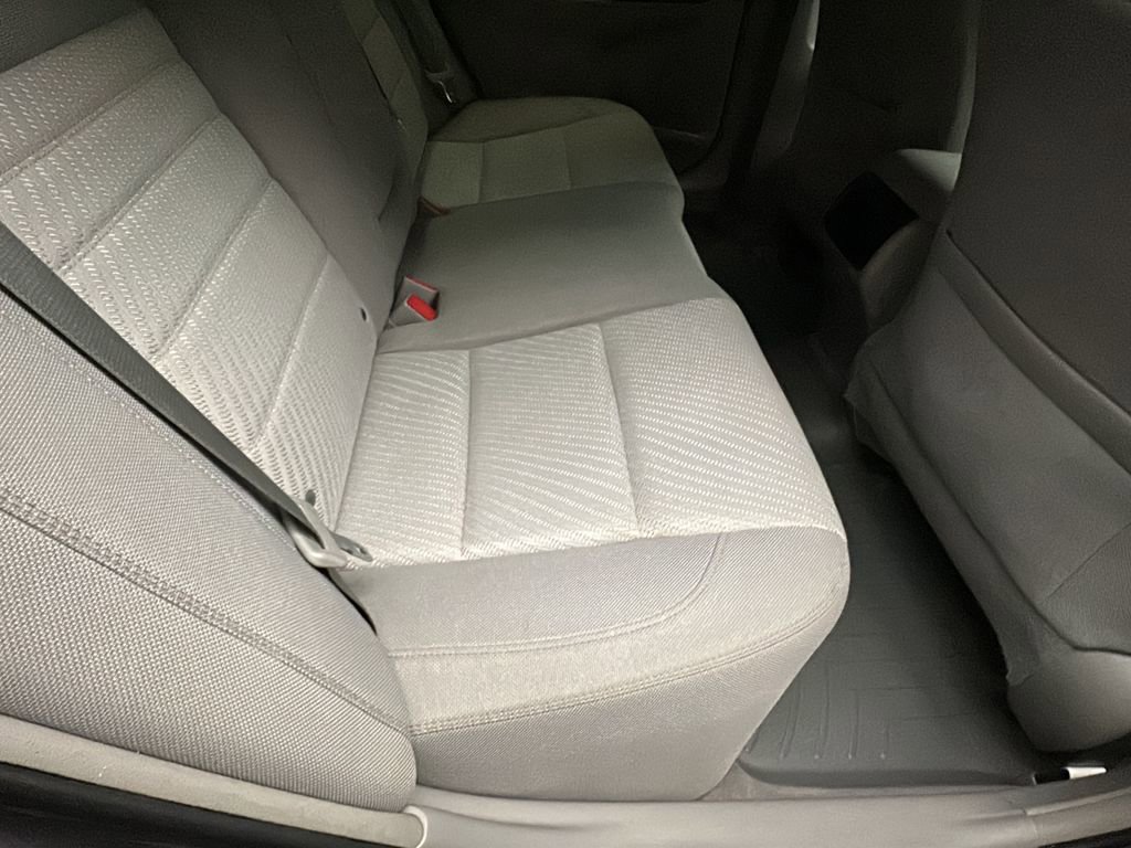 Used 2016 Toyota Camry LE image 13