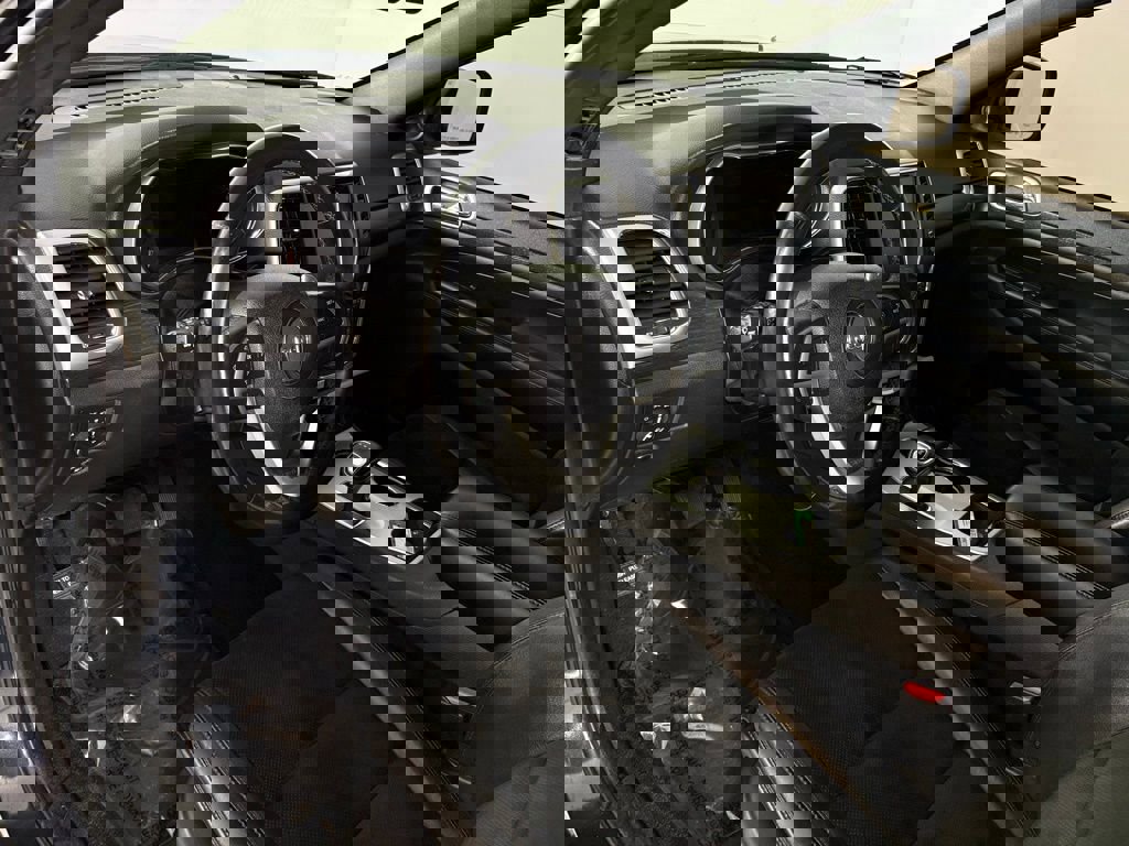 Used 2015 Jeep Grand Cherokee Altitude image 16