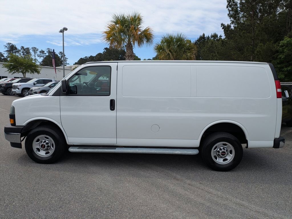 Used 2024 GMC Savana 2500 w/ Driver Convenience Package RWD image 8