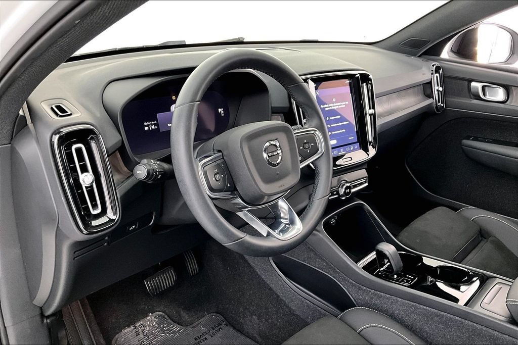 Certified 2023 Volvo C40 P8 Recharge Plus AWD/4WD image 16