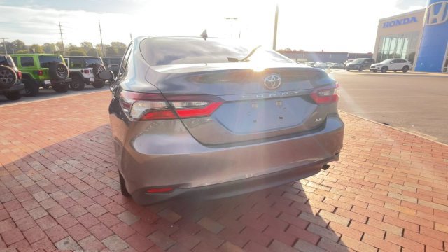 Used 2023 Toyota Camry LE FWD image 8