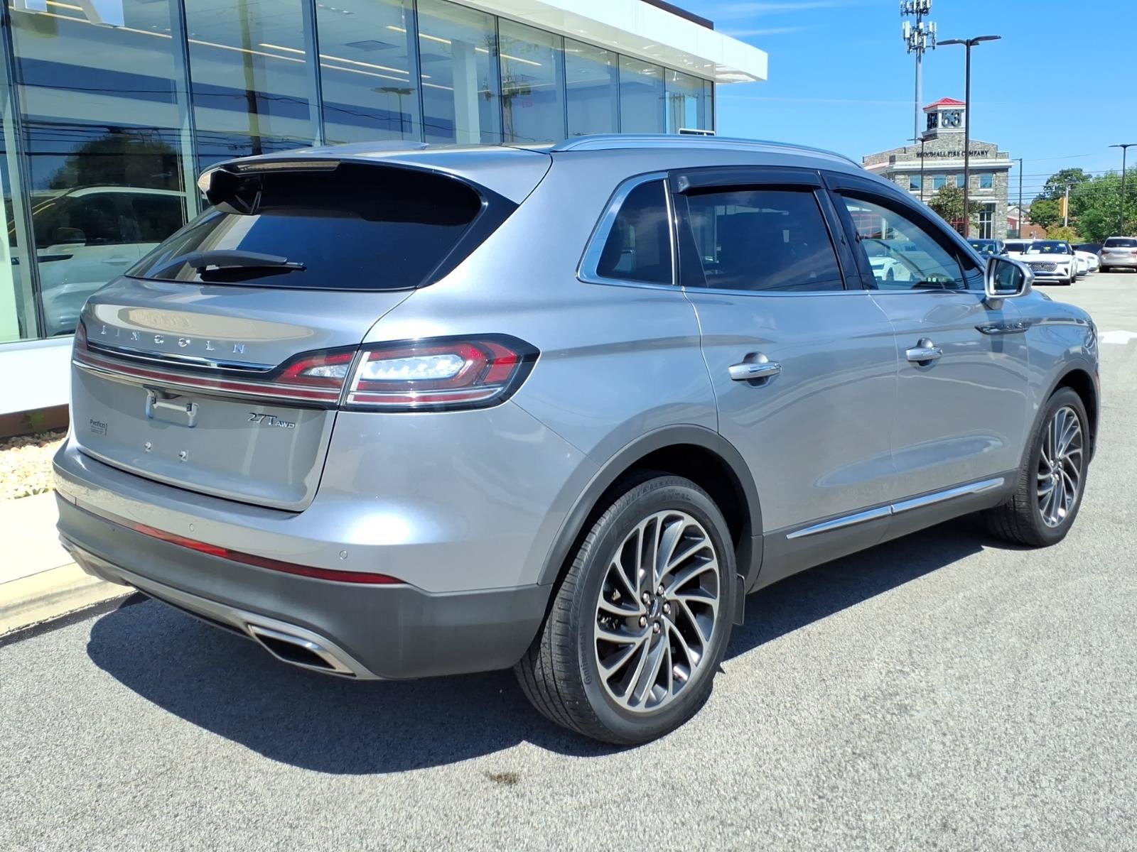 Certified 2020 Lincoln Nautilus Reserve AWD/4WD image 4
