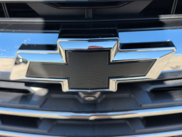 Used 2025 Chevrolet Traverse LT w/ Driver Confidence Package FWD image 34
