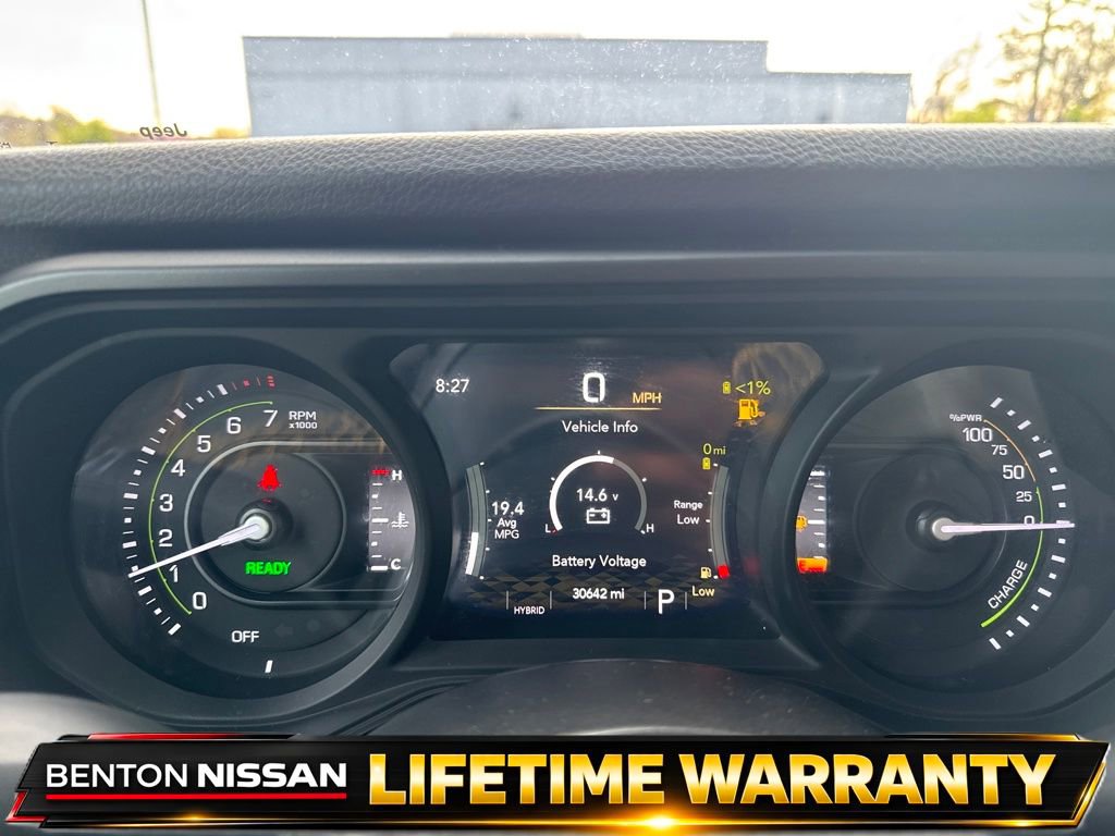 Used 2024 Jeep Wrangler Unlimited w/ Convenience Group AWD/4WD image 13