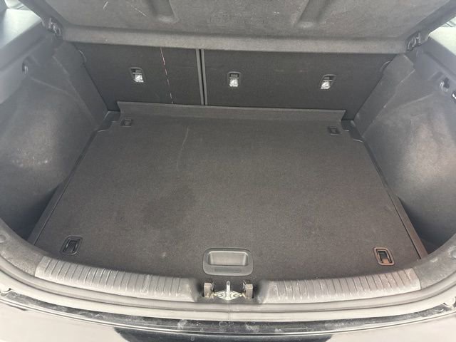 Used 2020 Hyundai Elantra GT image 25