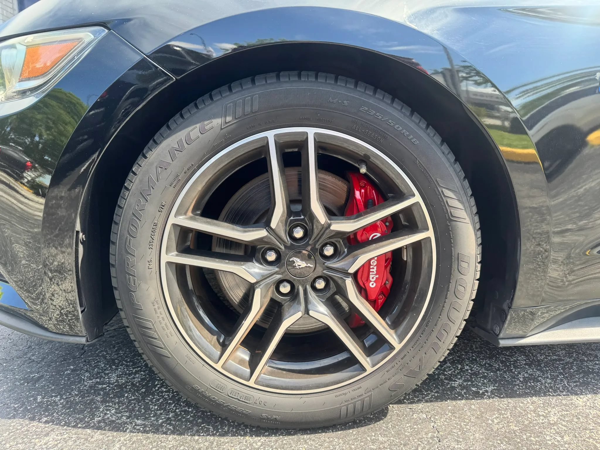 Used 2015 Ford Mustang GT RWD image 13