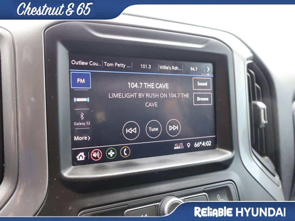 Used 2020 Chevrolet Silverado 1500 Custom w/ Custom Value Package image 32