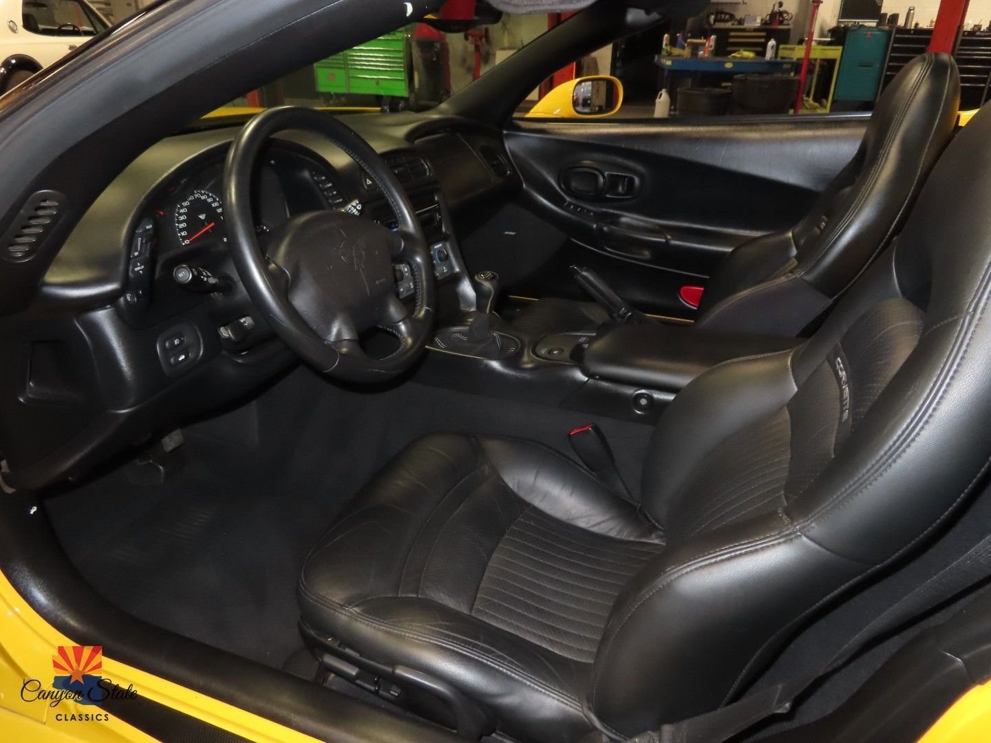 Used 2002 Chevrolet Corvette Convertible w/ Preferred Equipment Group2 image 3