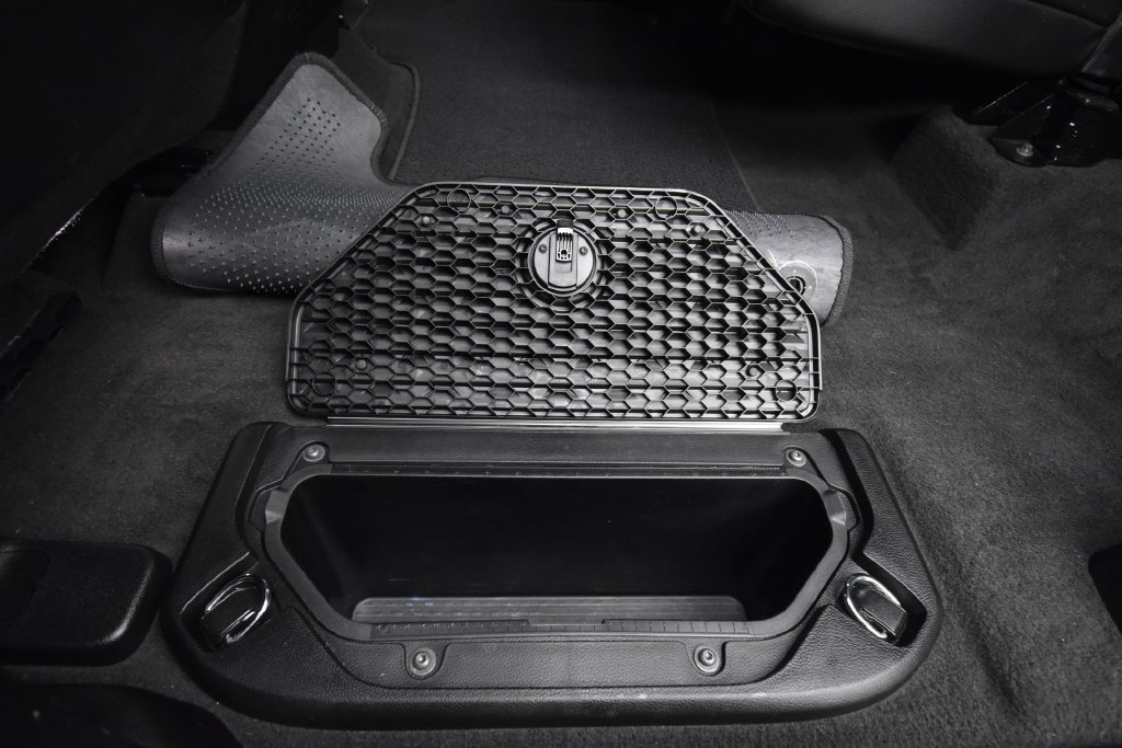 Used 2024 RAM 1500 Laramie AWD/4WD image 34