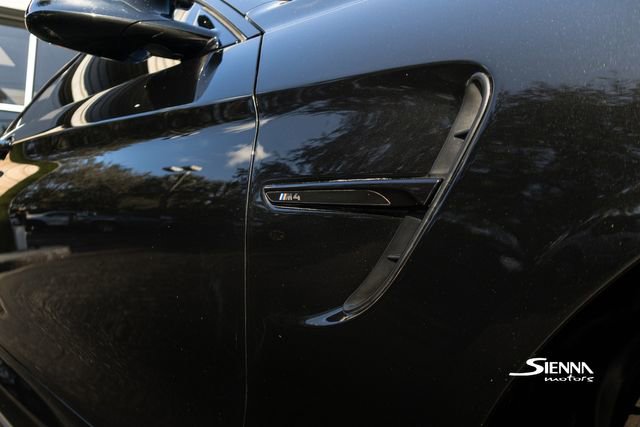 Used 2018 BMW M4 Coupe image 18