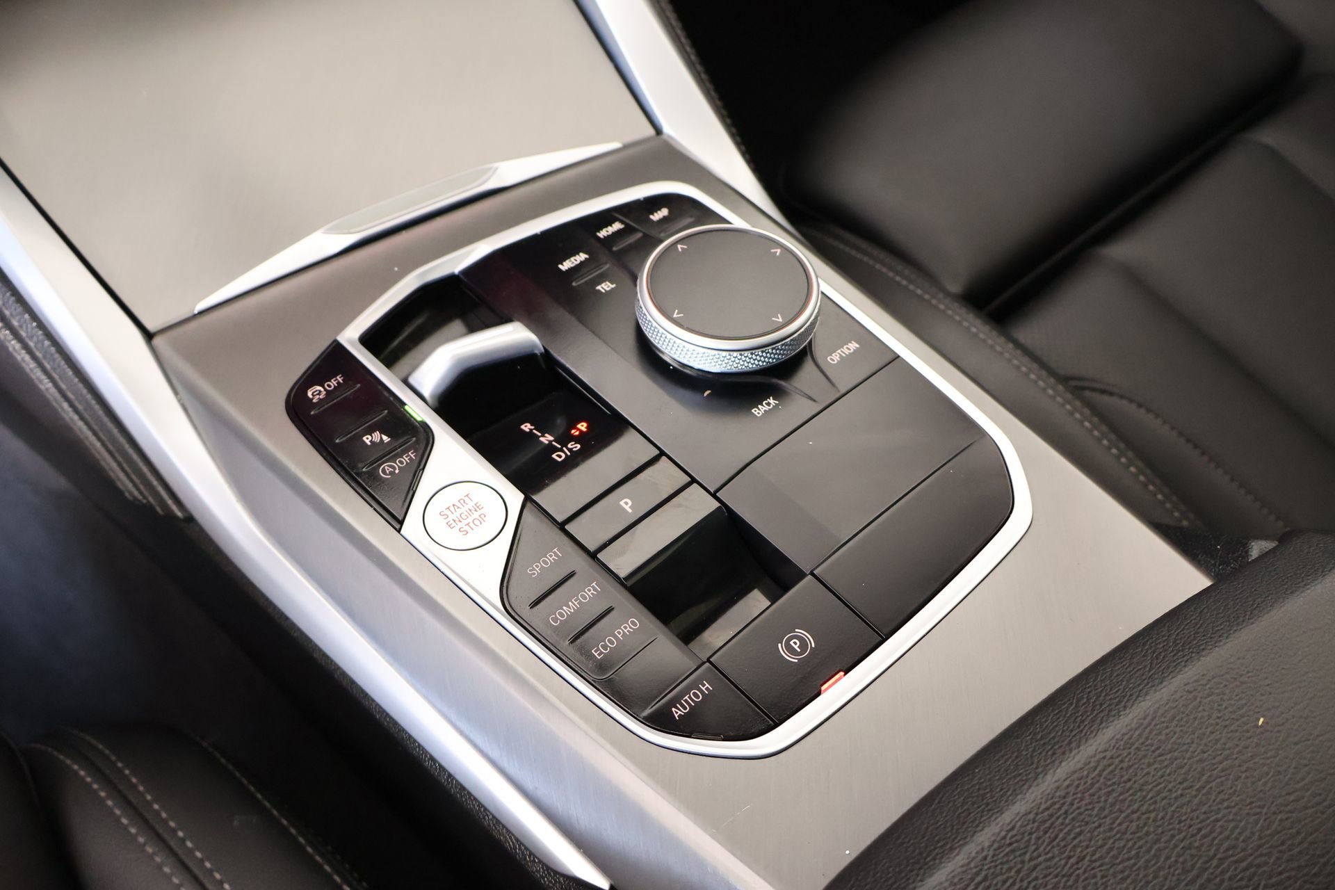 Used 2025 BMW 430i xDrive w/ M Sport Package image 9