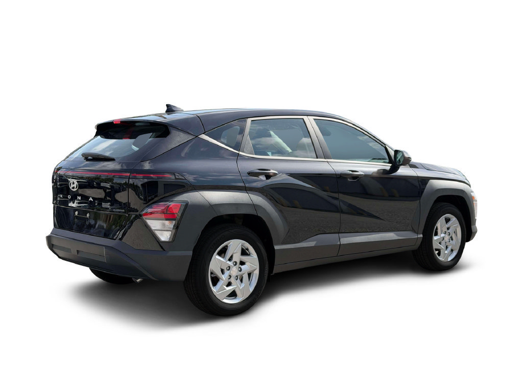 New 2027 Hyundai Kona SE FWD image 8