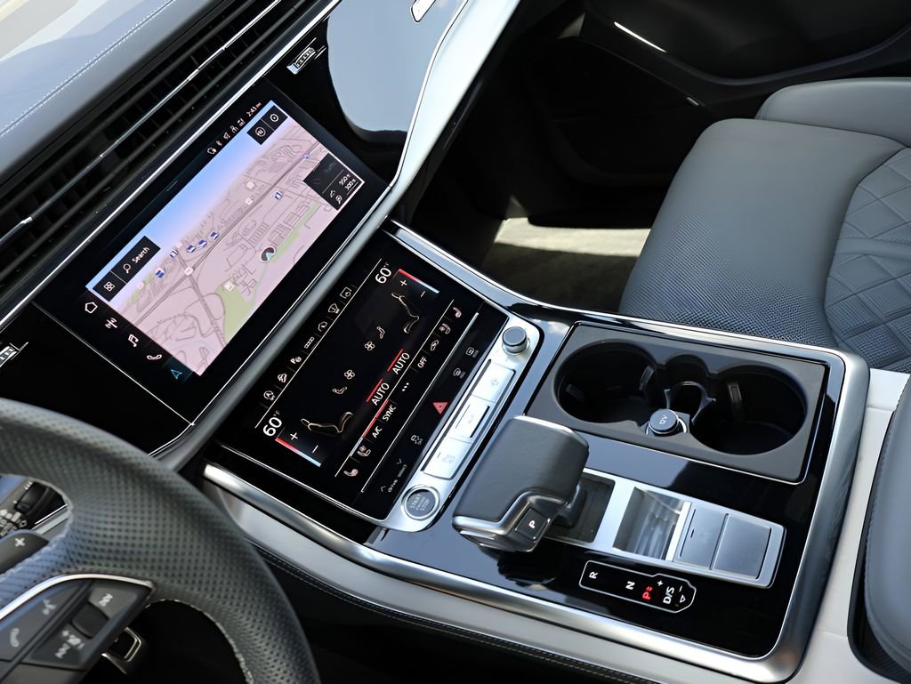 Used 2024 Audi Q7 3.0T Prestige AWD/4WD image 19