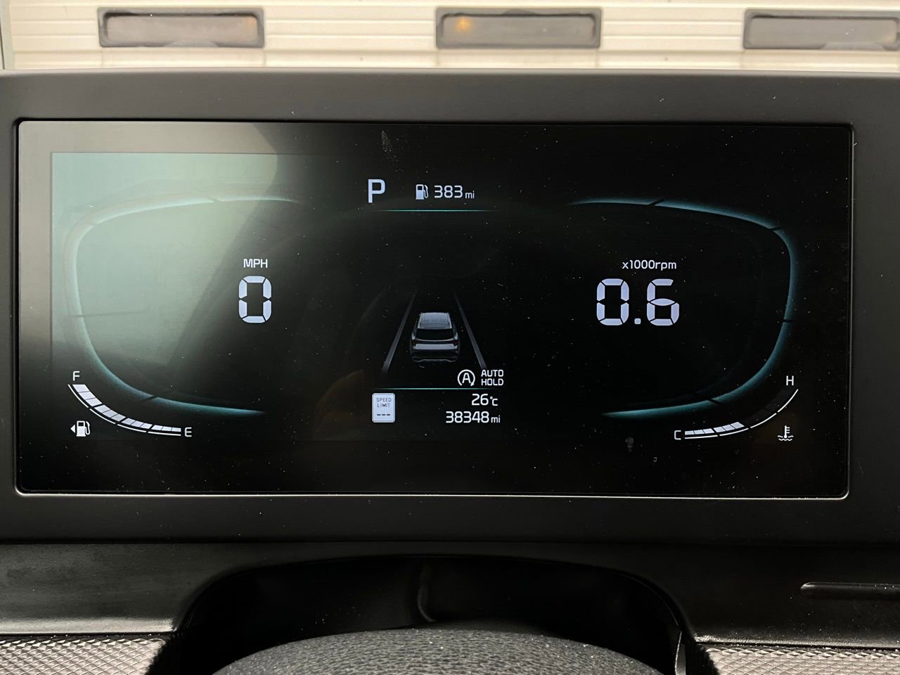 Used 2025 Kia Sportage LX image 35