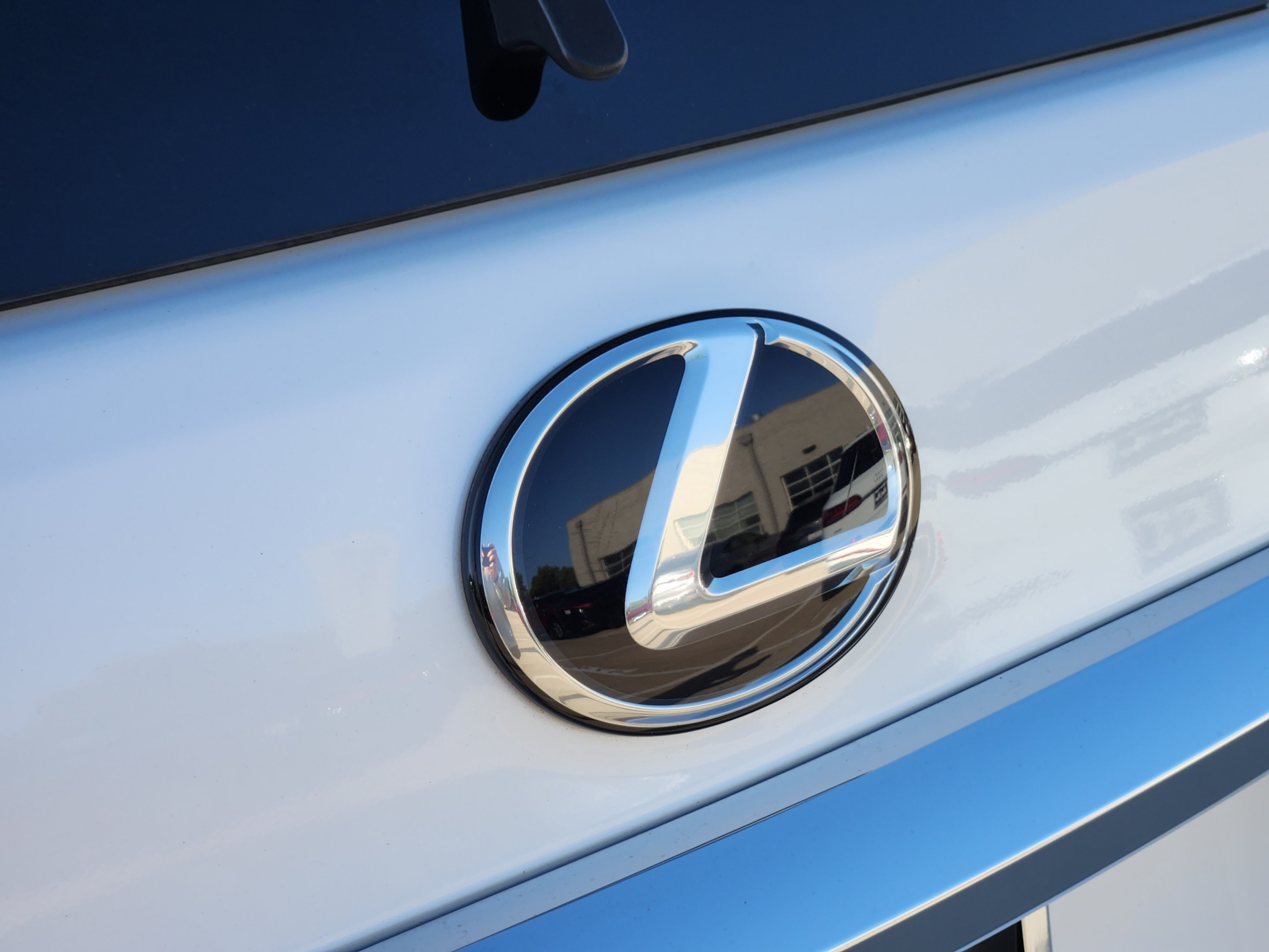 Certified 2022 Lexus GX 460 Premium w/ Accessory Package AWD/4WD image 40