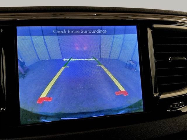 Used 2017 Chrysler Pacifica Touring w/ Tire & Wheel Group FWD image 20