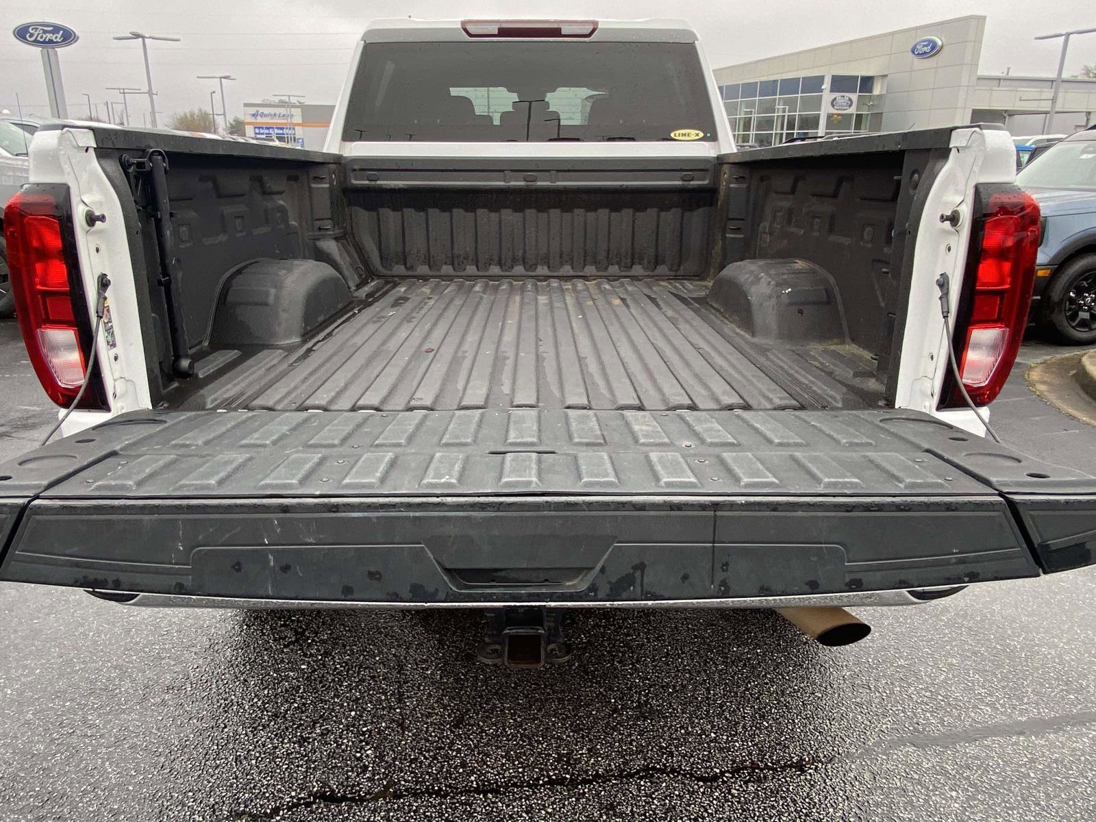 Used 2024 GMC Sierra 2500 Pro w/ Convenience Package image 8