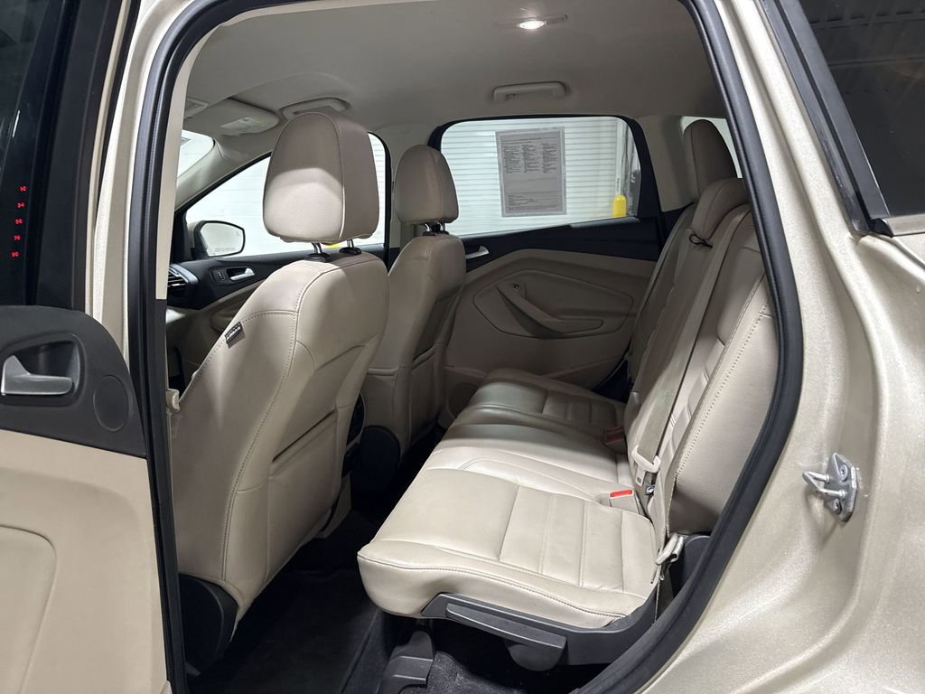 Used 2017 Ford Escape Titanium FWD image 22